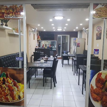 Royal Inn Kitchen And Bar Pattaya Buitenkant foto