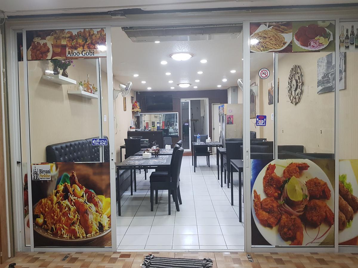 Royal Inn Kitchen And Bar Pattaya Buitenkant foto