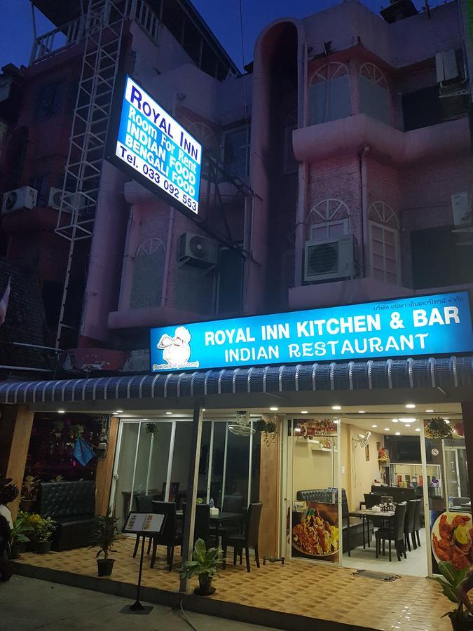 Royal Inn Kitchen And Bar Pattaya Buitenkant foto
